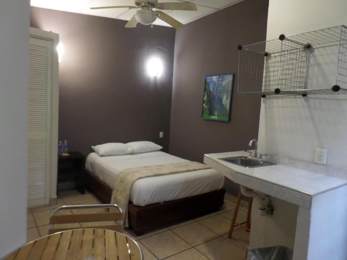 Uke Inn Hotel & Suites Xamaipak Tuxtla Gutiérrez Esterno foto