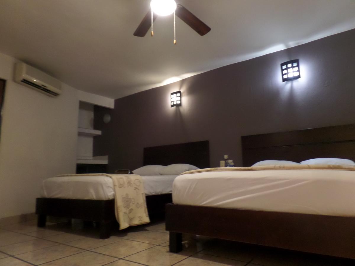 Uke Inn Hotel & Suites Xamaipak Tuxtla Gutiérrez Esterno foto