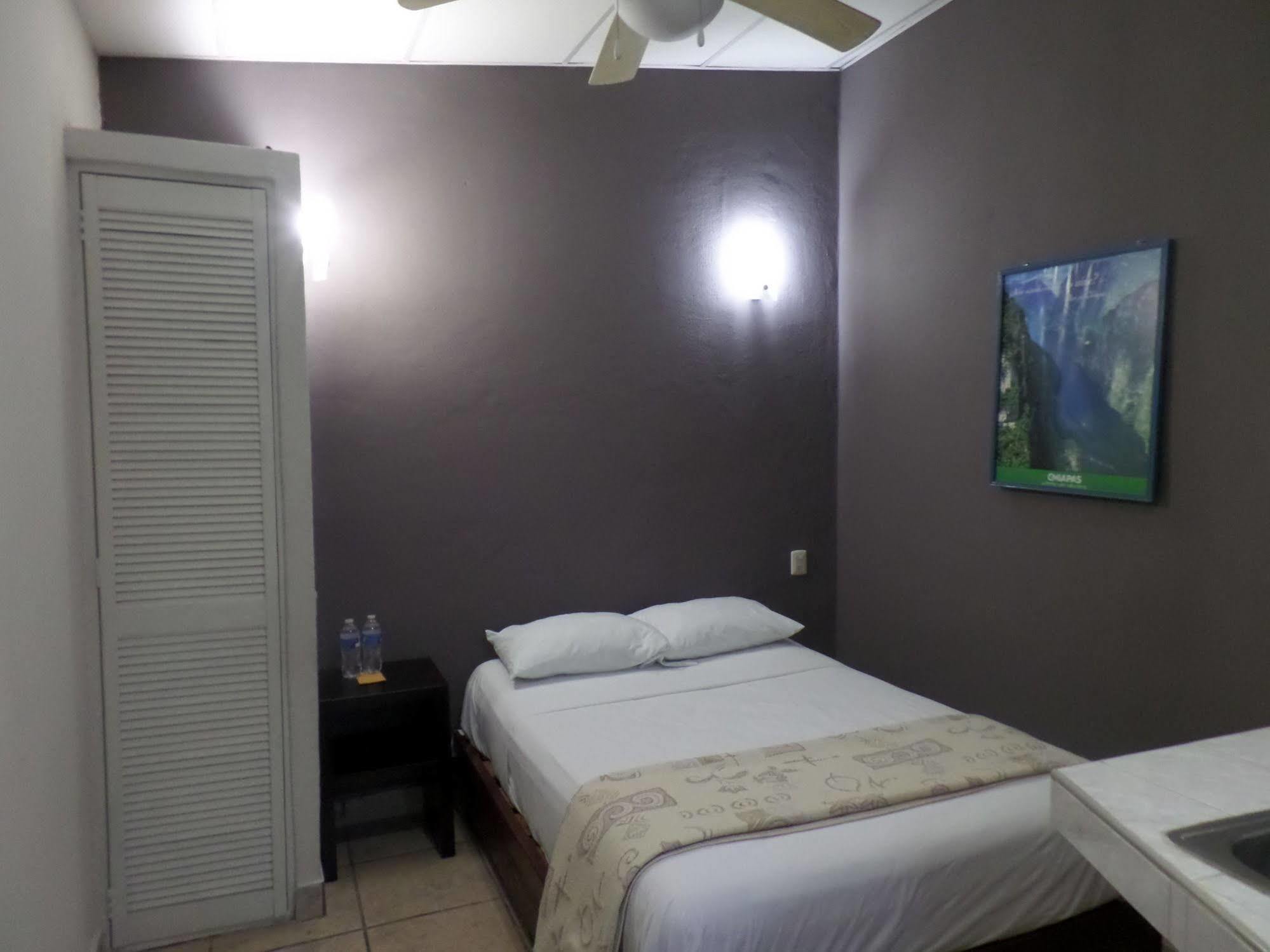 Uke Inn Hotel & Suites Xamaipak Tuxtla Gutiérrez Esterno foto