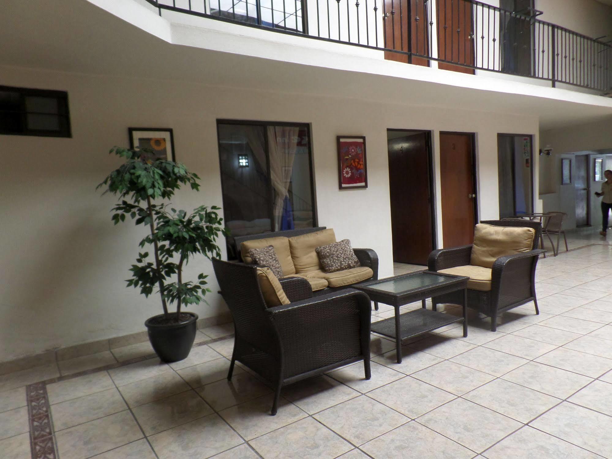 Uke Inn Hotel & Suites Xamaipak Tuxtla Gutiérrez Esterno foto